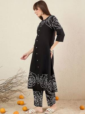 Women Floral Printed Regular Mirror Work Pure Cotton Kurta with Trousers 4