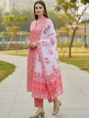 Women Floral Printed Regular Pure Cotton Kurta with Trousers & With Dupatta 2