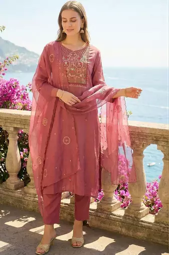 Women Ethnic Motifs Embroidered Regular Thread Work Kurta with Trousers & With Dupatta