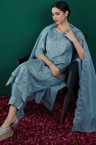 Women Ethnic Motifs Embroidered Thread Work Kurta with Trousers & With Dupatta