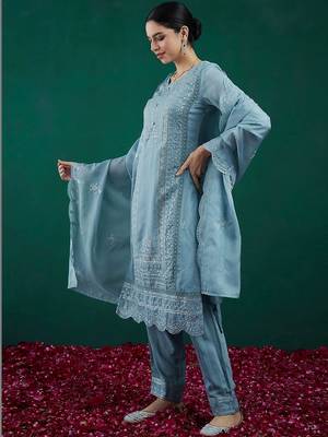 Women Ethnic Motifs Embroidered Thread Work Kurta with Trousers & With Dupatta 6