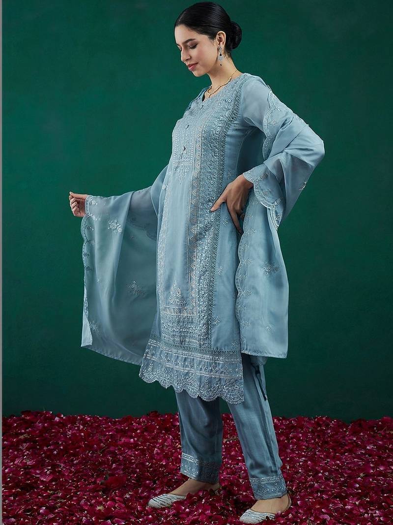 Women Ethnic Motifs Embroidered Thread Work Kurta with Trousers & With Dupatta