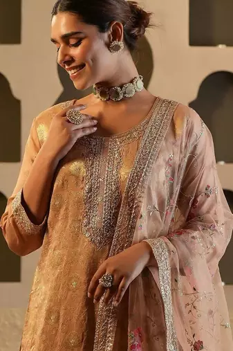 Women Ethnic Motifs Regular Kurta with Trousers & With Dupatta