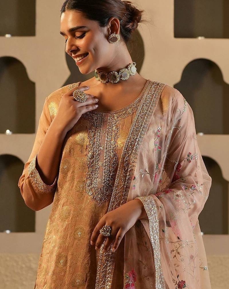 Women Ethnic Motifs Regular Kurta with Trousers & With Dupatta