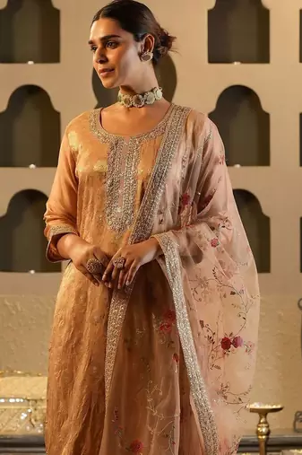 Women Ethnic Motifs Regular Kurta with Trousers & With Dupatta
