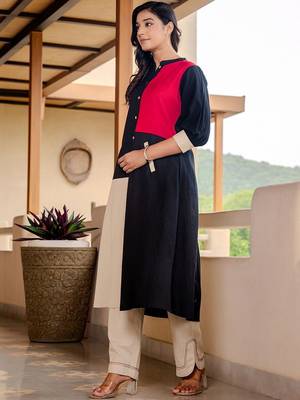 Women Colourblocked Regular Pure Cotton Kurta with Trousers 1