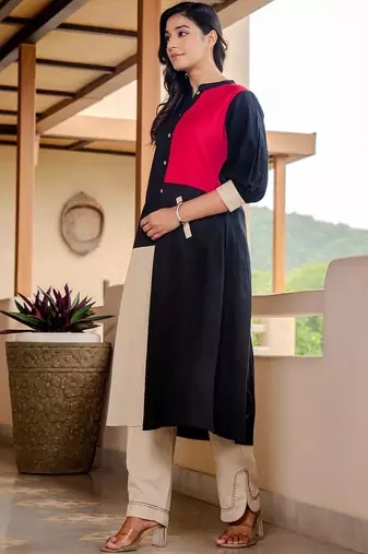 Women Colourblocked Regular Pure Cotton Kurta with Trousers