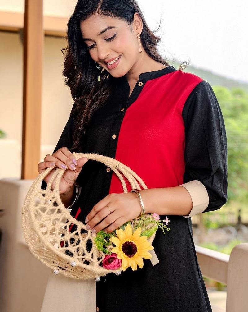 Women Colourblocked Regular Pure Cotton Kurta with Trousers