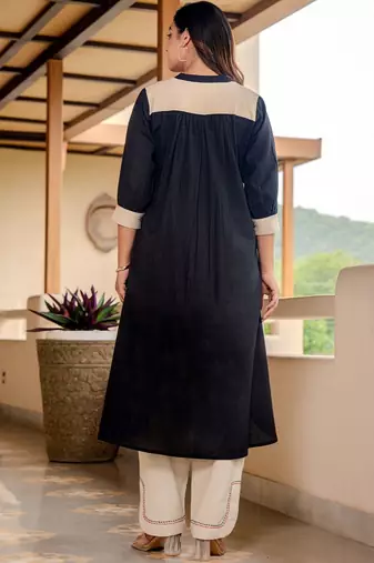 Women Colourblocked Regular Pure Cotton Kurta with Trousers