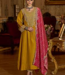 Women Ethnic Motifs Embroidered Regular Beads and Stones Kurta with Trousers & With Dupatta