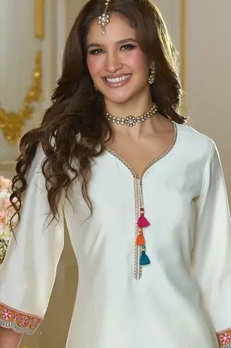 Women Ethnic Motifs Embroidered Regular Thread Work Kurta with Trousers & With Dupatta