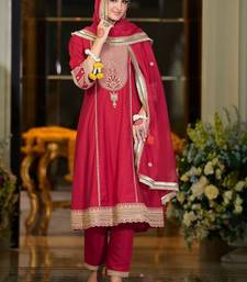 Women Ethnic Motifs Embroidered Panelled Kurta with Trousers & With Dupatta