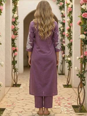 Women Floral Printed Regular Pure Cotton Kurta with Trousers 3