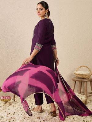 Women Ethnic Motifs Embroidered Regular Thread Work Kurta with Trousers & With Dupatta 4