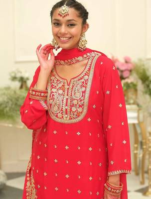 Women Ethnic Motifs Embroidered Regular Thread Work Kurta with Palazzos & With Dupatta 4
