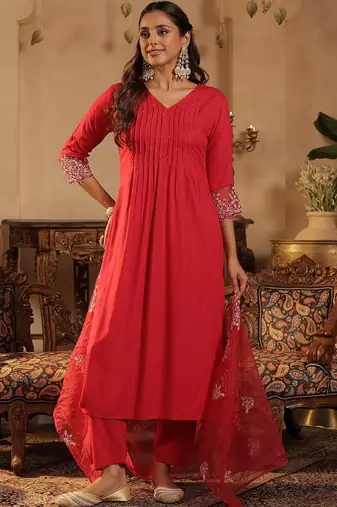 Women Ethnic Motifs Embroidered Pleated Thread Work Kurta with Trousers & With Dupatta