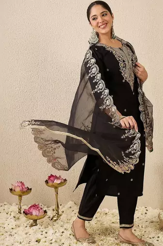 Women Ethnic Motifs Embroidered Regular Sequinned Liva Kurta with Trousers & With Dupatta