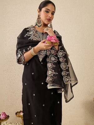 Women Ethnic Motifs Embroidered Regular Sequinned Liva Kurta with Trousers & With Dupatta 6