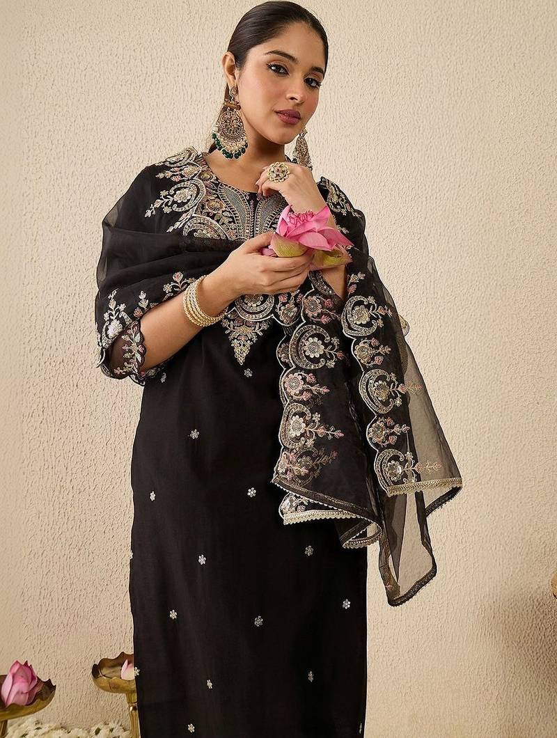 Women Ethnic Motifs Embroidered Regular Sequinned Liva Kurta with Trousers & With Dupatta