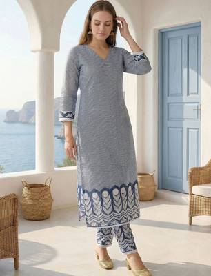 Women Printed Regular Pure Cotton Kurta with Trousers 2