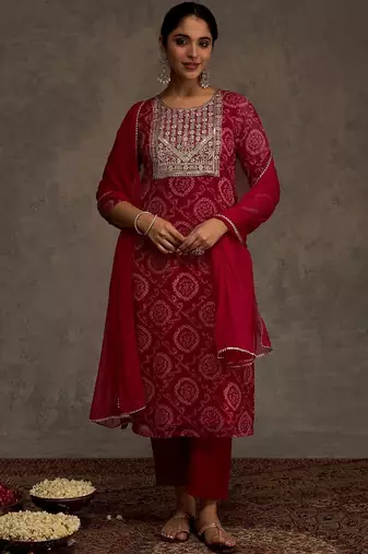 Women Ethnic Motifs Embroidered Regular Thread Work Kurta with Trousers & With Dupatta