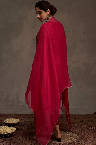 Women Ethnic Motifs Embroidered Regular Thread Work Kurta with Trousers & With Dupatta