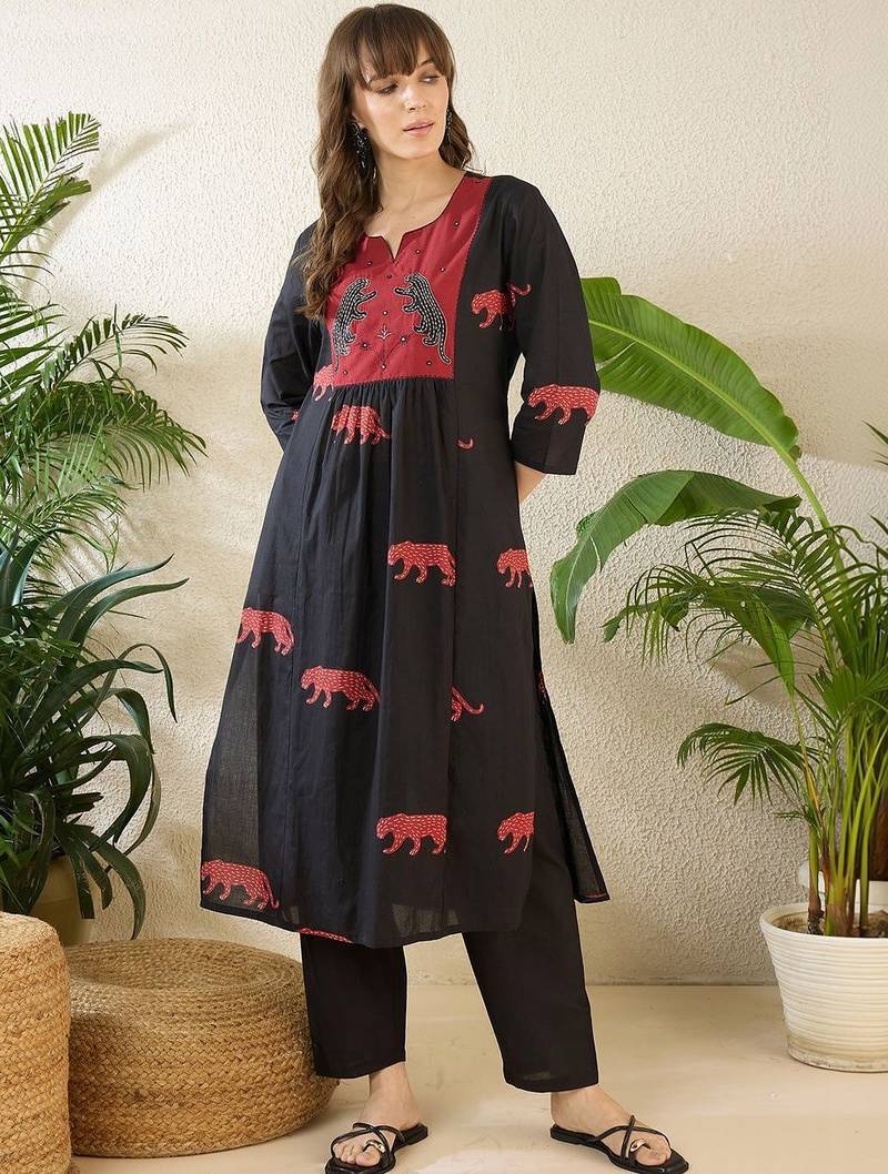 Women Animal Printed Empire Thread Work Pure Cotton Kurta with Trousers