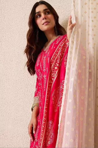 Women Ethnic Motifs Printed Regular Chanderi Silk Kurta with Trousers & With Dupatta