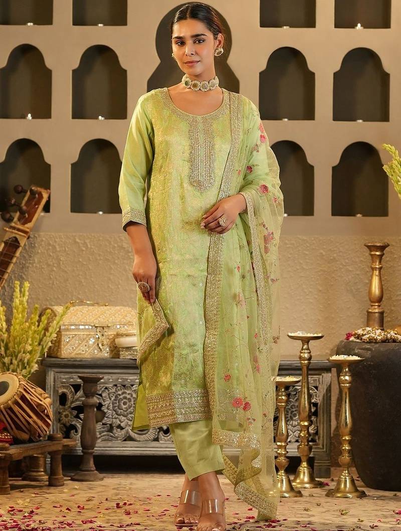 Women Ethnic Motifs Embroidered Regular Kurta with Trousers & With Dupatta