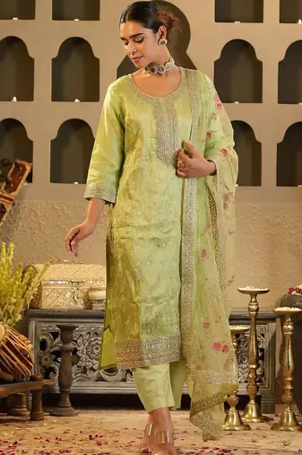 Women Ethnic Motifs Embroidered Regular Kurta with Trousers & With Dupatta