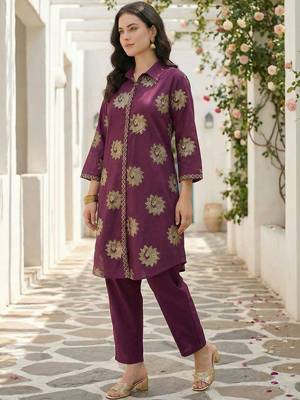 Women Ethnic Motifs Printed Regular Thread Work Pure Cotton Kurta with Trousers 1