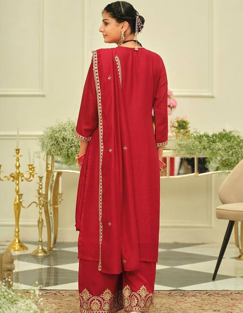 Women Ethnic Motifs Embroidered Regular Kurta with Palazzos & With Dupatta