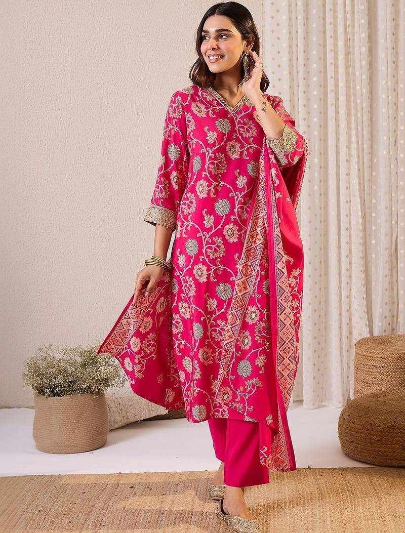 Women Ethnic Motifs Regular Chanderi Silk Kurta with Trousers & With Dupatta