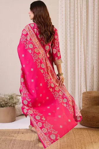 Women Ethnic Motifs Regular Chanderi Silk Kurta with Trousers & With Dupatta