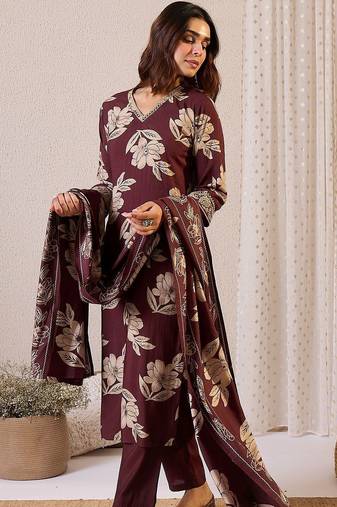 Women Floral Printed Regular Chanderi Silk Kurta with Trousers & With Dupatta