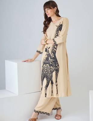 Women Animal Printed Regular Kurta with Palazzos 2
