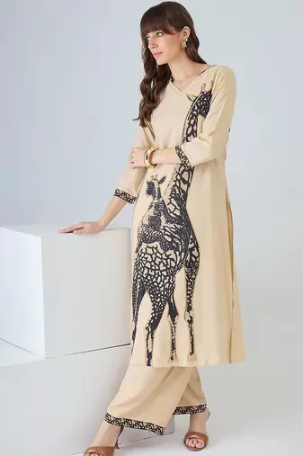 Women Animal Printed Regular Kurta with Palazzos