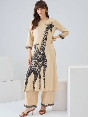 Women Animal Printed Regular Kurta with Palazzos 5