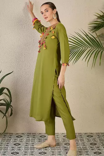 Ethnic Motifs Embroidered Regular Thread Work Pure Cotton Kurta with Trousers