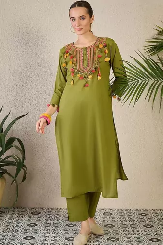 Ethnic Motifs Embroidered Regular Thread Work Pure Cotton Kurta with Trousers