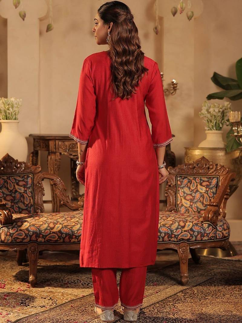 Women Ethnic Motifs Embroidered Regular Thread Work Liva Kurta with Trousers & With Dupatta