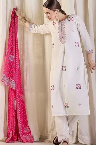 Women Ethnic Motifs Embroidered Regular Thread Work Pure Cotton Kurta with Trousers & With Dupatta