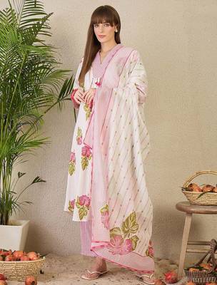 Women Floral Printed Regular Pure Cotton Kurta with Trousers & With Dupatta 1