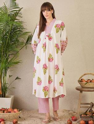 Women Floral Printed Regular Pure Cotton Kurta with Trousers & With Dupatta 5