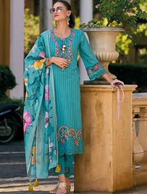 Women Regular Thread Work Pure Cotton Kurta with Trousers & With Dupatta 1