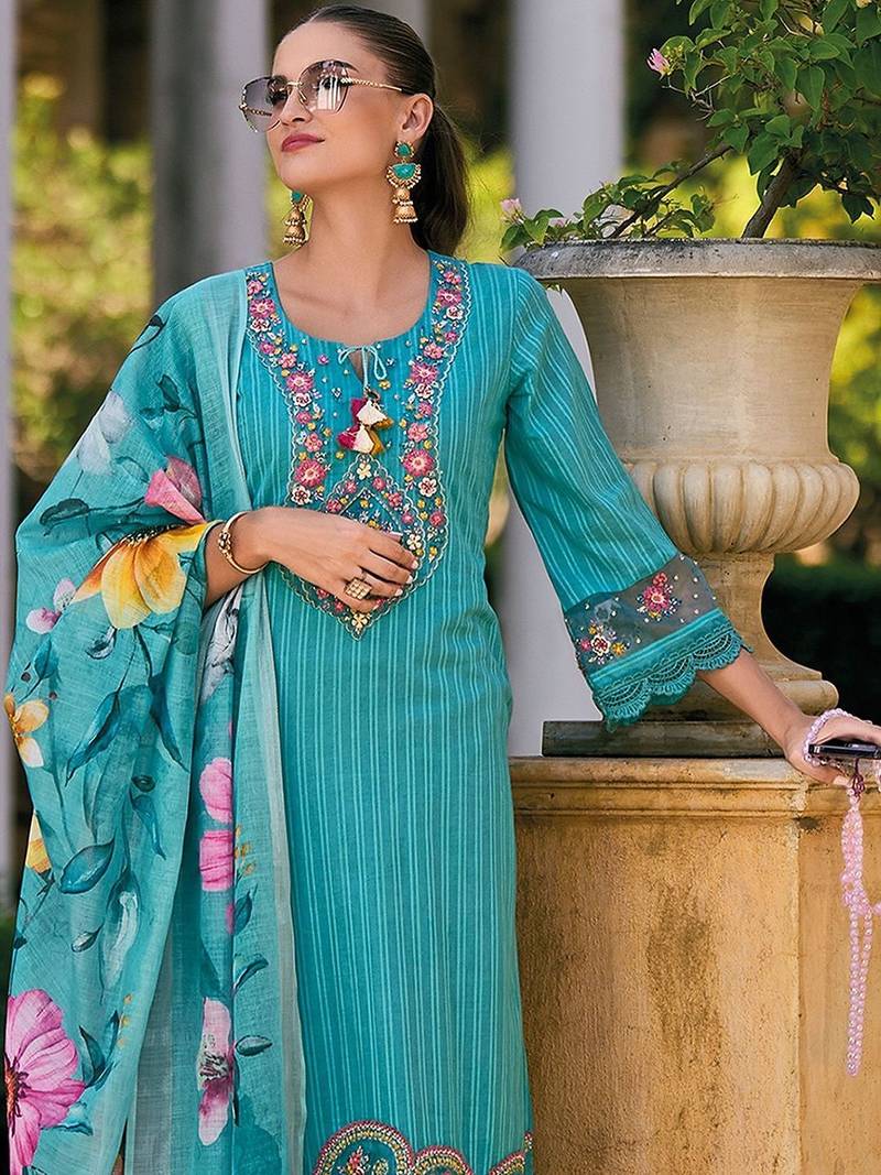 Women Regular Thread Work Pure Cotton Kurta with Trousers & With Dupatta