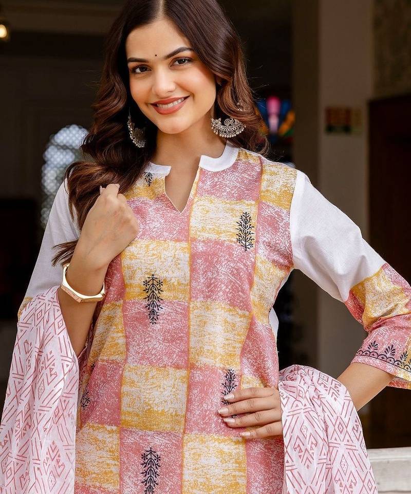 Women Ethnic Motifs Printed Regular Pure Cotton Kurta with Trousers & With Dupatta
