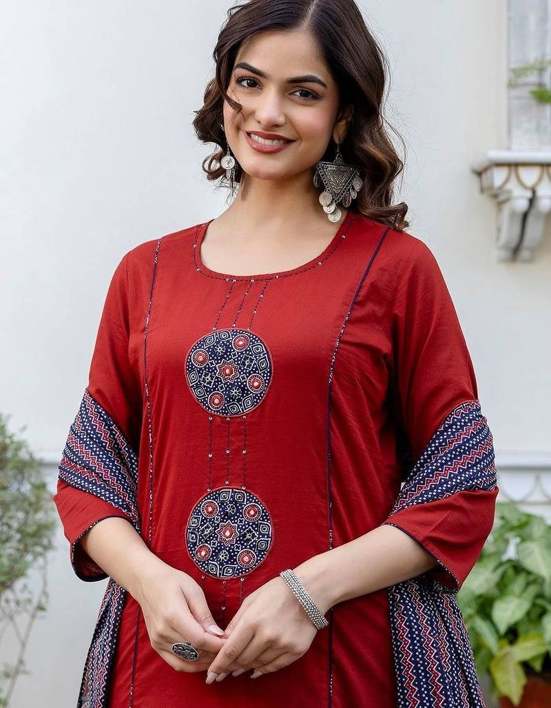 Women Ethnic Motifs Embroidered Regular Thread Work Pure Cotton Kurta with Trousers & With Dupatta