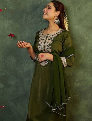 Women Ethnic Motifs Embroidered Regular Thread Work Kurta with Trousers & With Dupatta 6