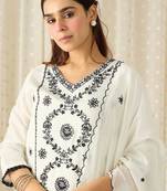 Women Ethnic Motifs Embroidered Regular Thread Work Kurta with Trousers & With Dupatta